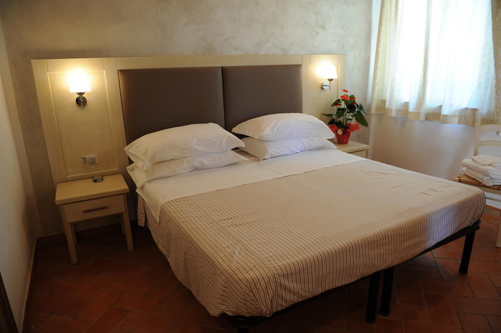Super Relais Stella Hotel Синя Екстериор снимка